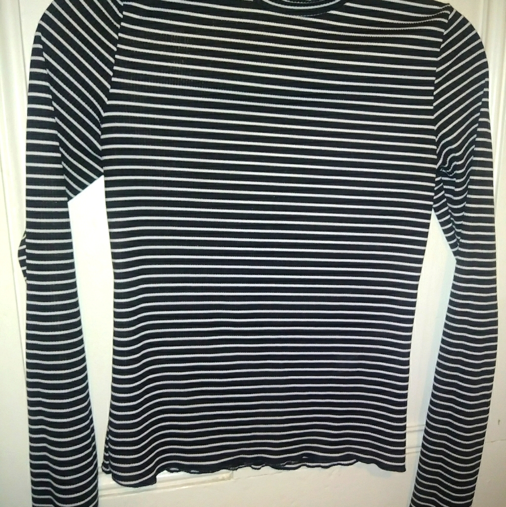 PrettyLittleThing tee shirt